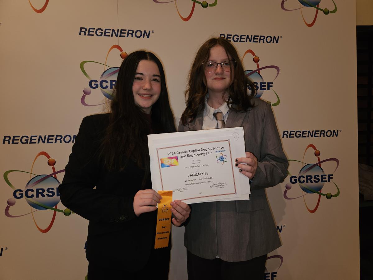 47-Leia-Cannon-Amelia-Cripps